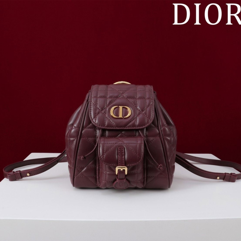 D*or backpacks